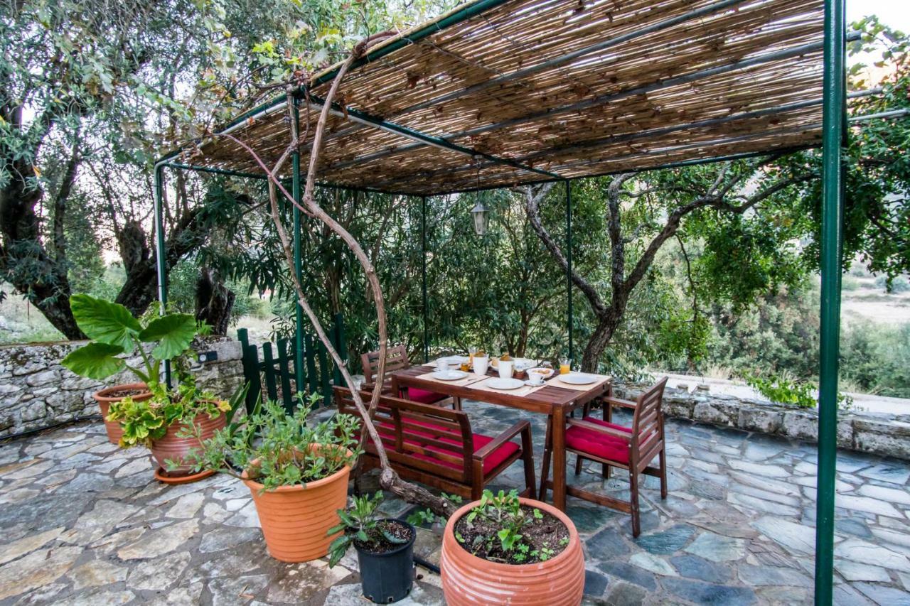 Almond Trees Cottage Divarata Dış mekan fotoğraf